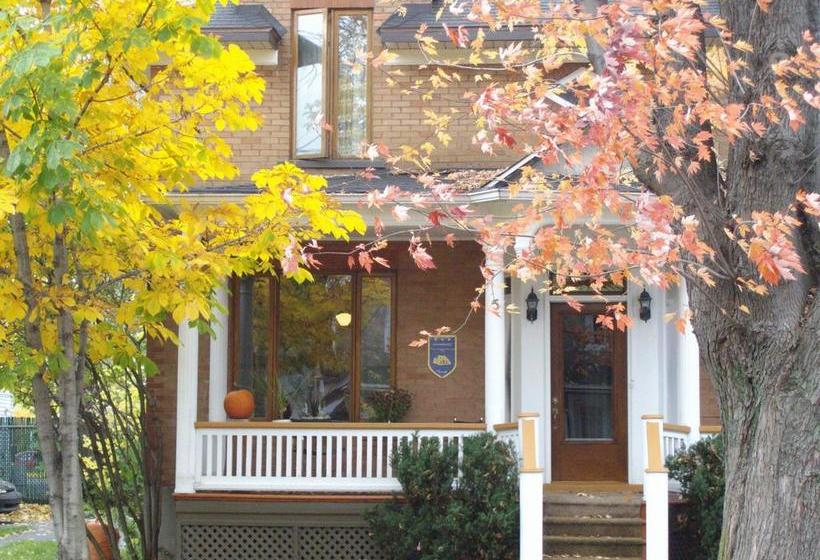 Bed and Breakfast Aux Années Folles | Quebec | Quebec | Canada 5