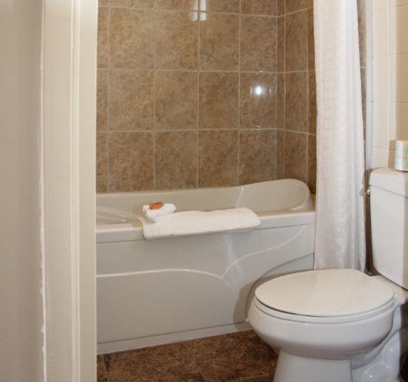 Motel Bcm Inns Fort Mcmurray  Downtown | Fort McMurray | Alberta | Canada 8