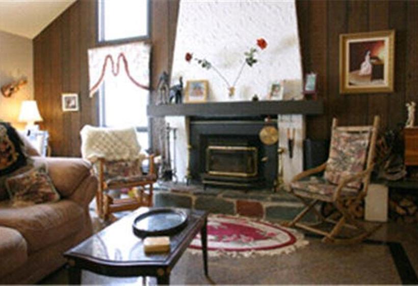 Bed and Breakfast Gîte Au Rêve Fleuri | Quebec | Quebec | Canada 2