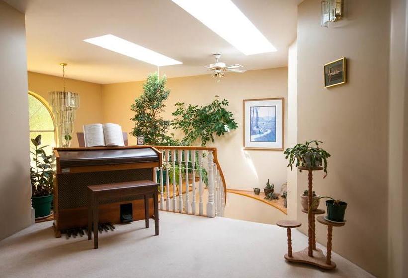 Brant Bed And Breakfast | Parksville | British Columbia | Canada 1