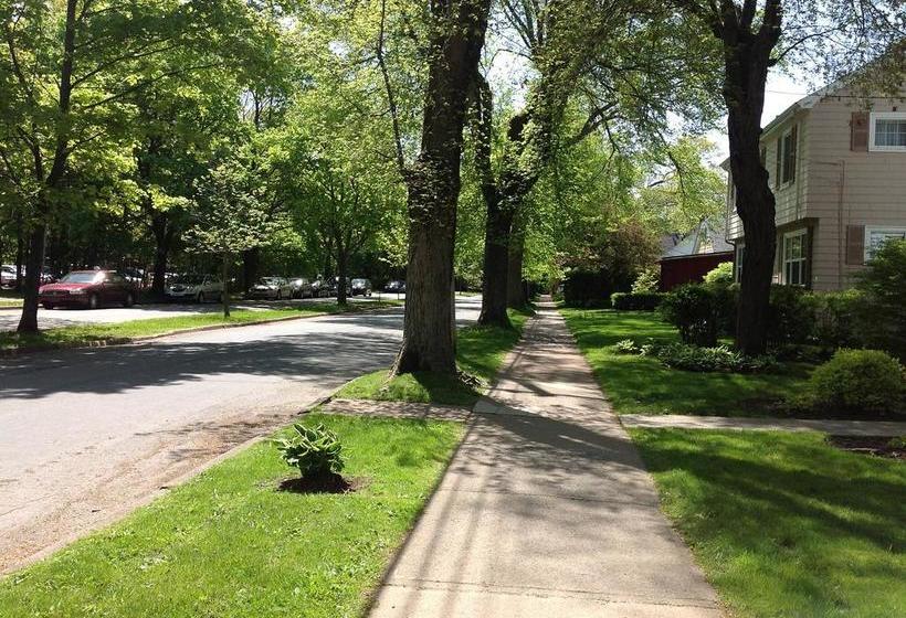 At Robie S End B & B | Halifax | Nova Scotia | Kanada 14