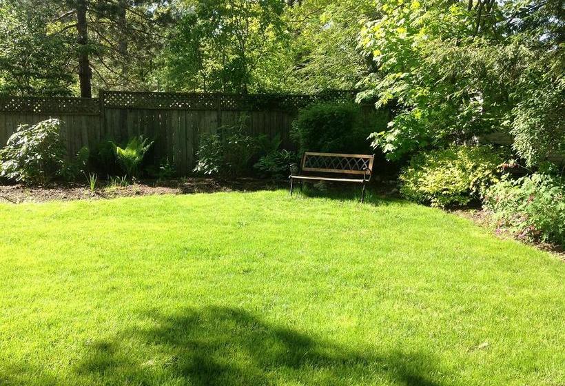 At Robie S End B & B | Halifax | Nova Scotia | Kanada 15