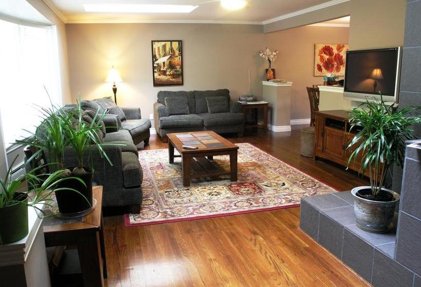 At Robie S End B & B | Halifax | Nova Scotia | Kanada 4