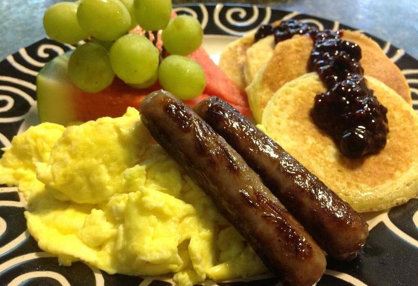 At Robie S End B & B | Halifax | Nova Scotia | Kanada 5