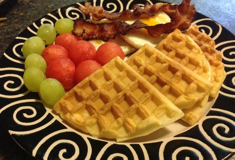 At Robie S End B & B | Halifax | Nova Scotia | Kanada 6