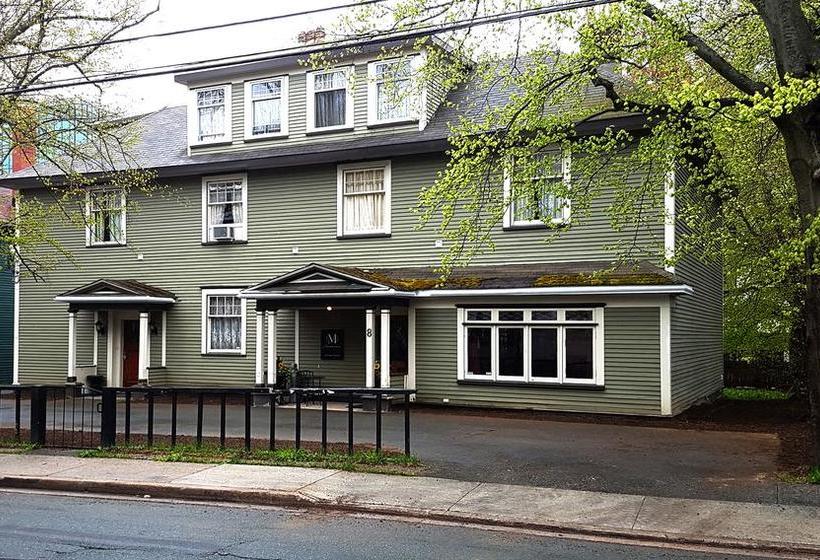 Bed and Breakfast Monroe House Executive Guest Suites