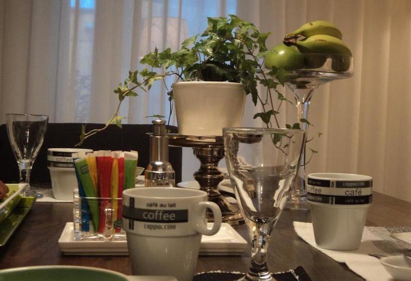 Aubergell Bed & Breakfast | Montreal | Quebec | Canada 3