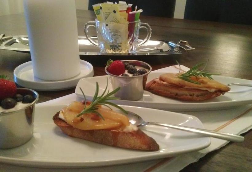 Aubergell Bed & Breakfast | Montreal | Quebec | Canada 7