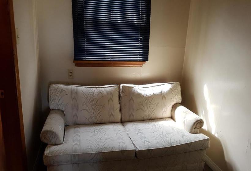 Hat Motel | Medicine Hat | Alberta | Canada 4