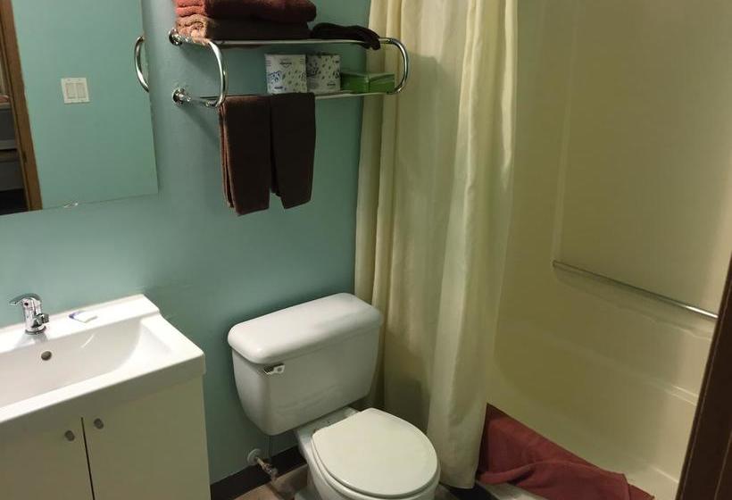 Hotel Royal Oak Inn | Whitecourt | Alberta | Canada 9