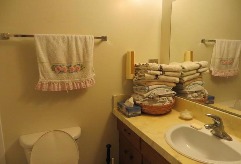 Daybreak Bed And Breakfast | Regina | Saskatchewan | Canada 18