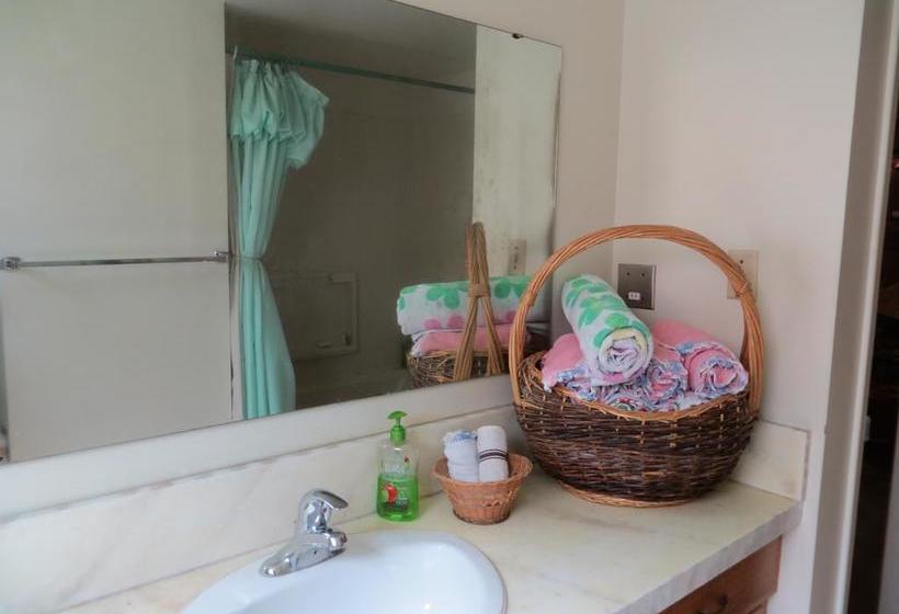 Daybreak Bed And Breakfast | Regina | Saskatchewan | Canada 8