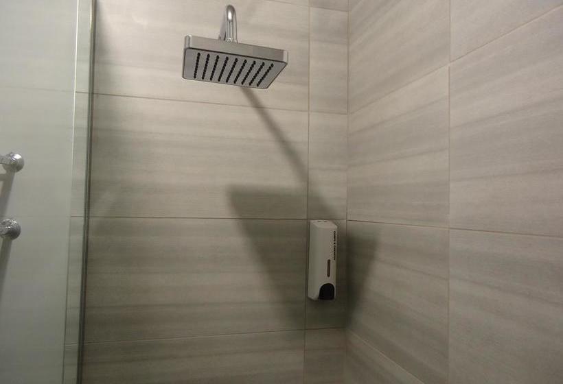 Motel Le Rond Point | Metabetchouan | Quebec | Canada 5