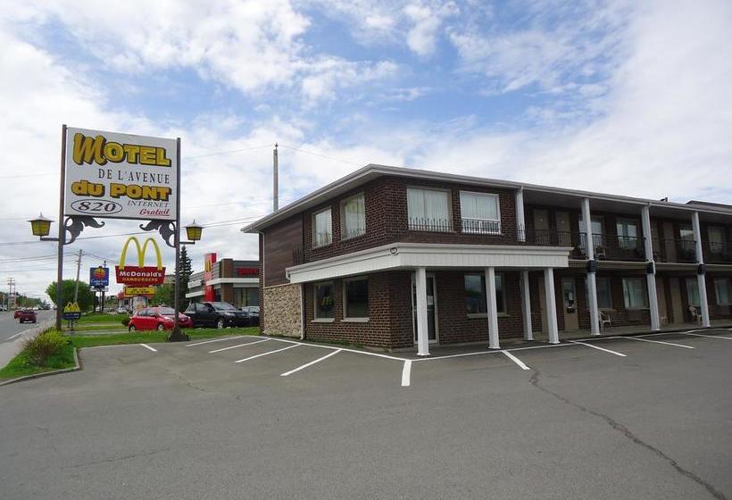 Motel L Avenue Du Pont | Alma | Quebec | Canada 18