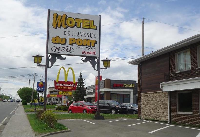 Motel L Avenue Du Pont | Alma | Quebec | Canada 5