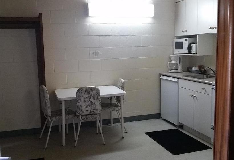 Ace Crown Motel | Medicine Hat | Alberta | Canada 2