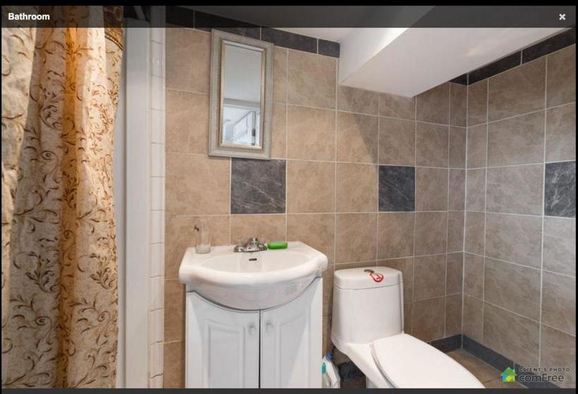 Hostel Magnolia Chalet | Toronto | Ontario | Canada 2