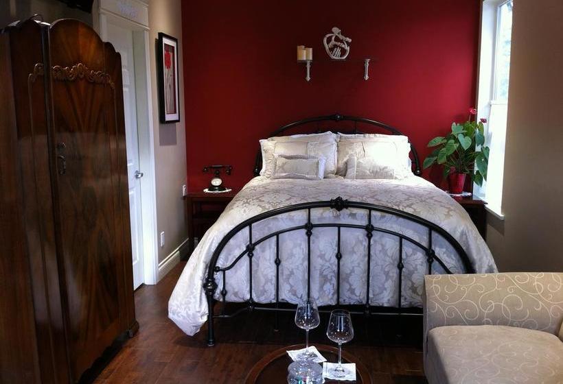 Bed and Breakfast Wedgewood Guest House | Terrace | British Columbia | Canada 3