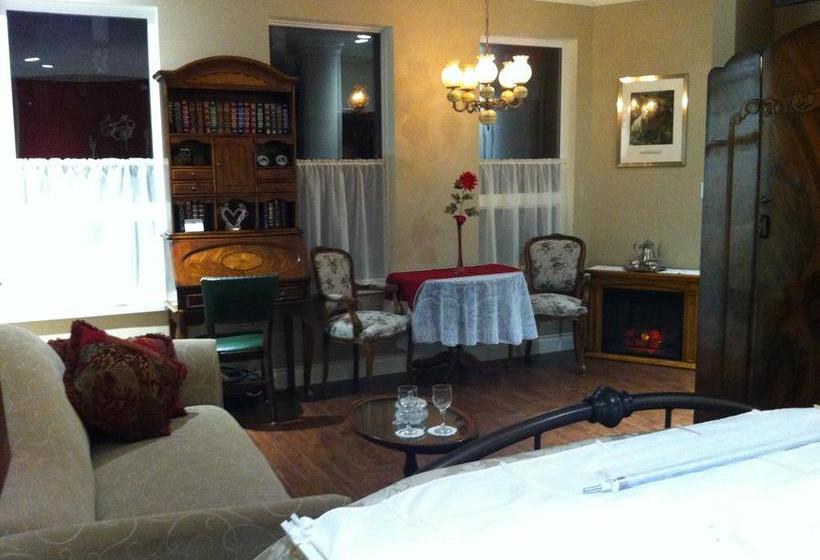 Bed and Breakfast Wedgewood Guest House | Terrace | British Columbia | Canada 4