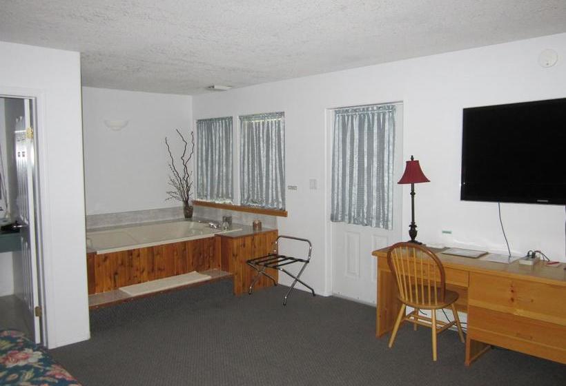 Bonanza Gold Motel | Dawson City | Yukon Territory | Canada 15