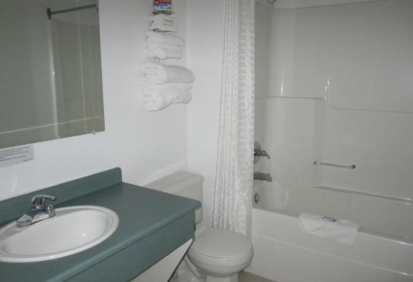 Bonanza Gold Motel | Dawson City | Yukon Territory | Canada 8