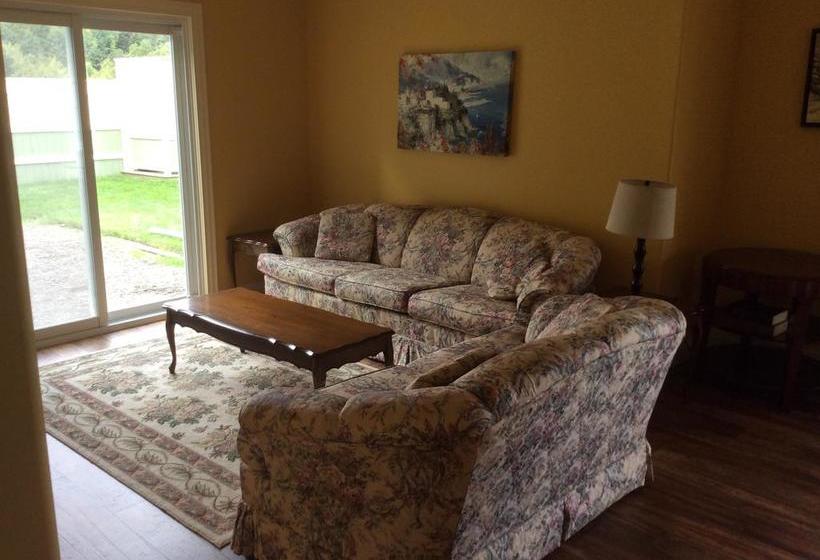 Bed and Breakfast Carrolls Green | Holyrood | Newfoundland and Labrador | Canada 10