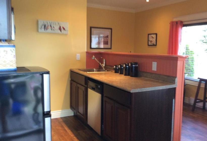 Bed and Breakfast Carrolls Green | Holyrood | Newfoundland and Labrador | Canada 9