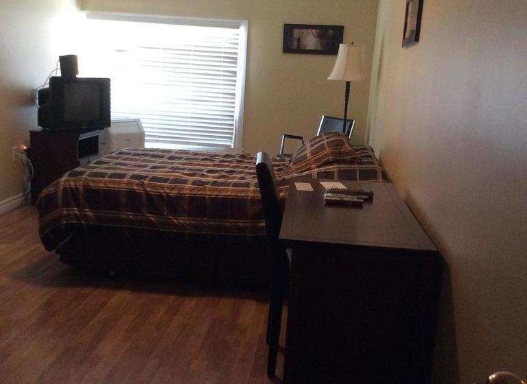 Resto Motel Le Riverain | Matapedia | Quebec | Canada 12