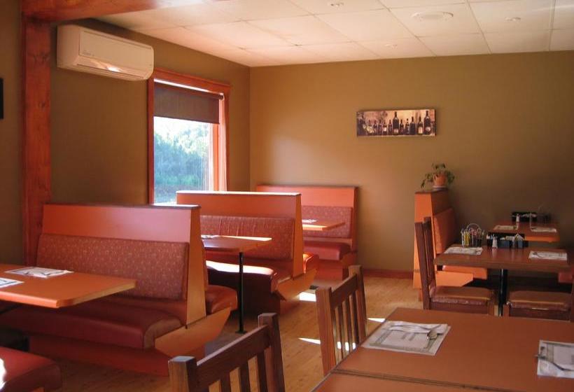 Resto Motel Le Riverain | Matapedia | Quebec | Canada 4