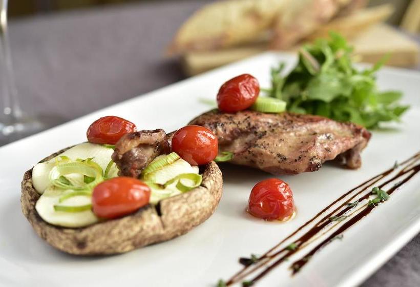 Hotel Manoir Maplewood | Waterloo | Quebec | Canada 14