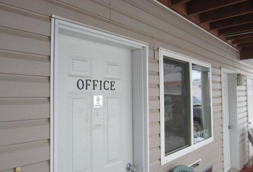 Motel Kacee S Northern Suites | Fort Nelson | British Columbia | Canada 12