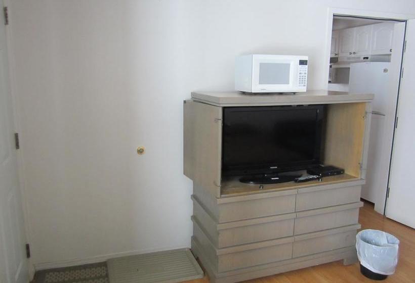 Motel Kacee S Northern Suites | Fort Nelson | British Columbia | Canada 15