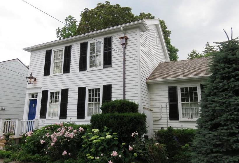 Bed and Breakfast Dot S Landing Garden Room | Niagara on the Lake | Ontario | Canadá 10