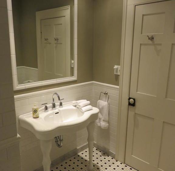 Bed and Breakfast Dot S Landing Garden Room | Niagara on the Lake | Ontario | Canadá 17