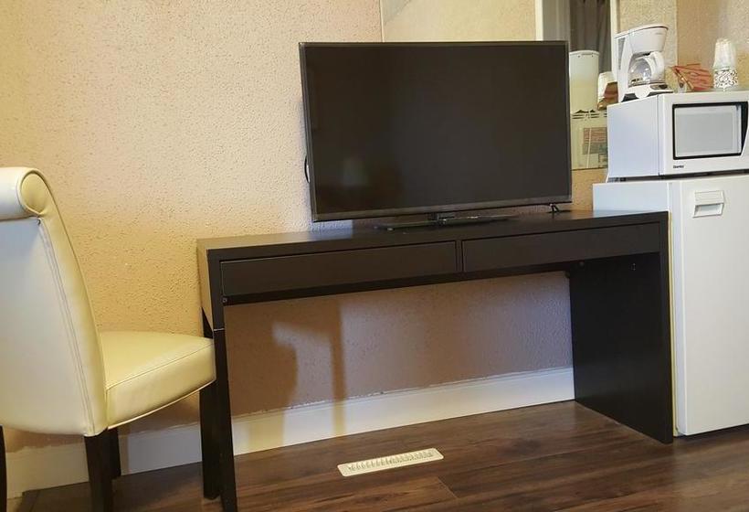 Centennial Motel | Kindersley | Saskatchewan | Canada 9