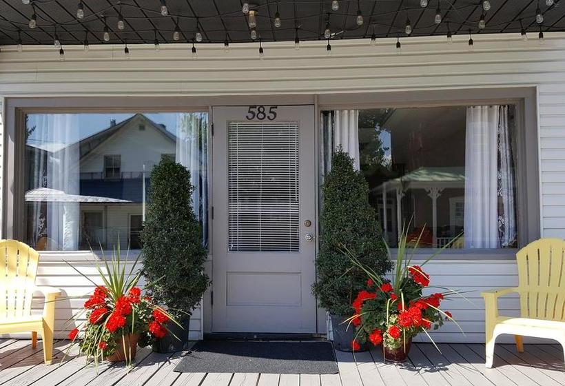 Motel L Anse De La Lanterne | Montebello | Quebec | Canada 10