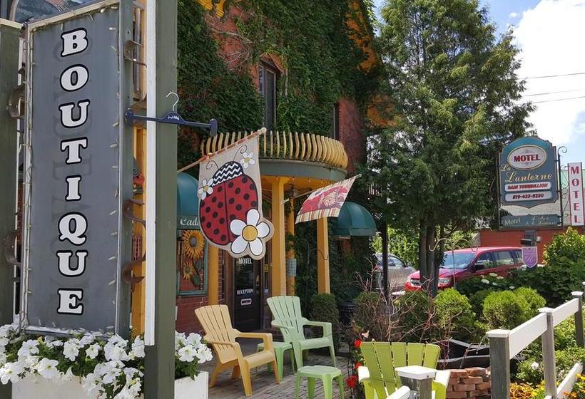 Motel L Anse De La Lanterne | Montebello | Quebec | Canada 18