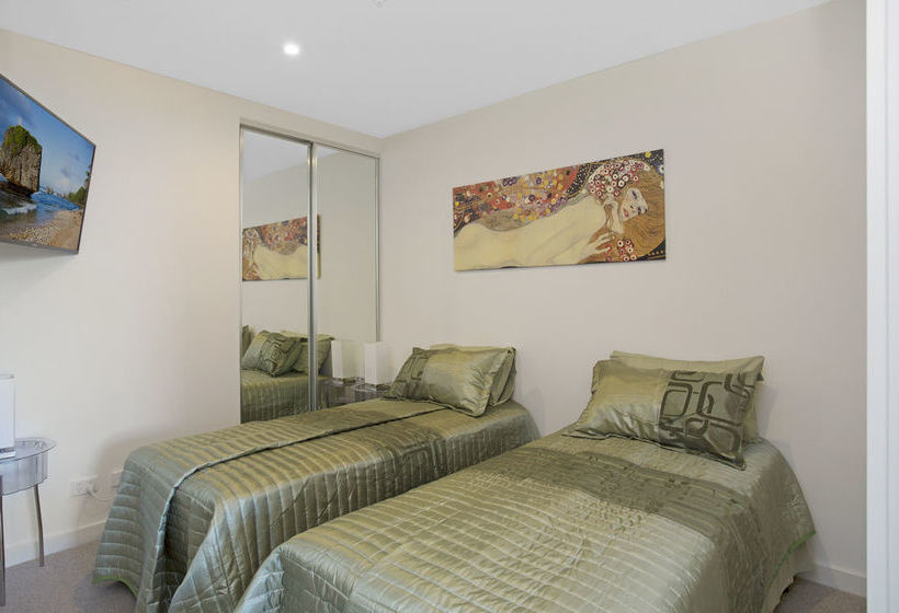 St Kilda Holiday Apartments | Saint Kilda | Victoria | Australia 1