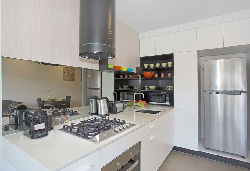 St Kilda Holiday Apartments | Saint Kilda | Victoria | Australia 10