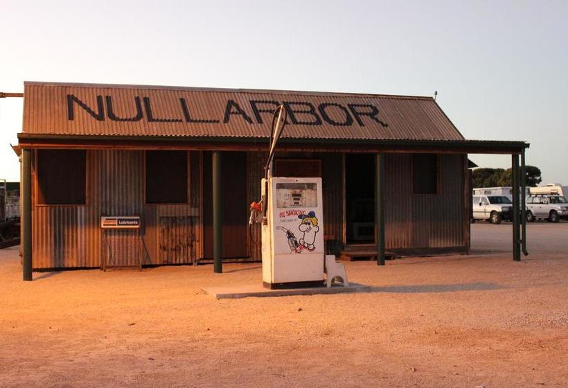 Hotel Nullarbor Roadhouse | Nullarbor | South Australia | Australia 1