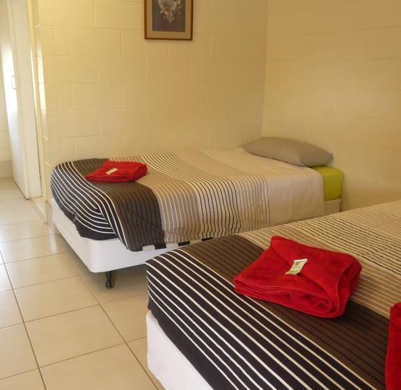 Chillagoe Cockatoo Hotel Motel | Chillagoe | Queensland | Australia 7