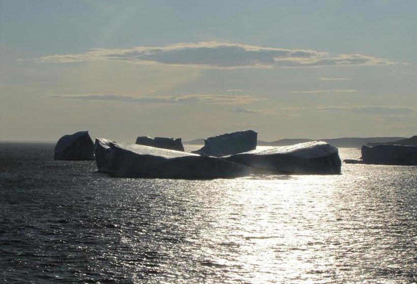 Grenfell Heritage Hotel & Suites | St. Anthony | Newfoundland and Labrador | Canada 10