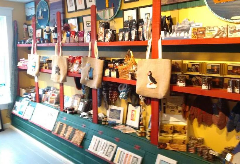 Grenfell Heritage Hotel & Suites | St. Anthony | Newfoundland and Labrador | Canada 14