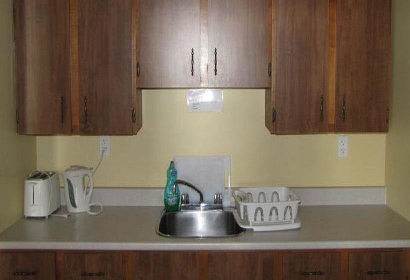 Grenfell Heritage Hotel & Suites | St. Anthony | Newfoundland and Labrador | Canada 20