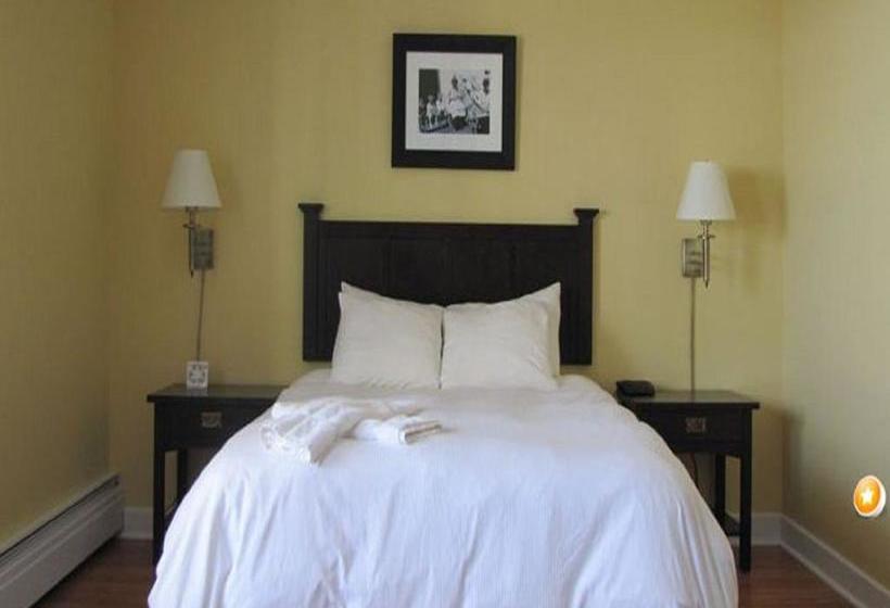 Grenfell Heritage Hotel & Suites | St. Anthony | Newfoundland and Labrador | Canada 8