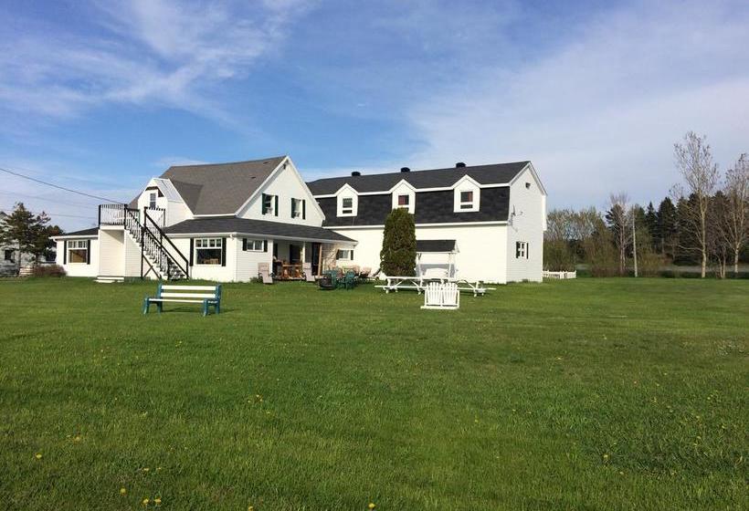 Bed and Breakfast Le Gîte Du Grand Métis | Grand Metis | Quebec | Canada 1