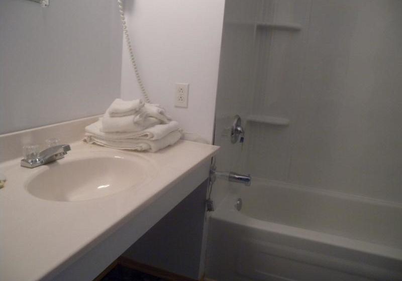 Wildberry Country Lodge B&b | St. Anthony | Newfoundland and Labrador | Canada 19