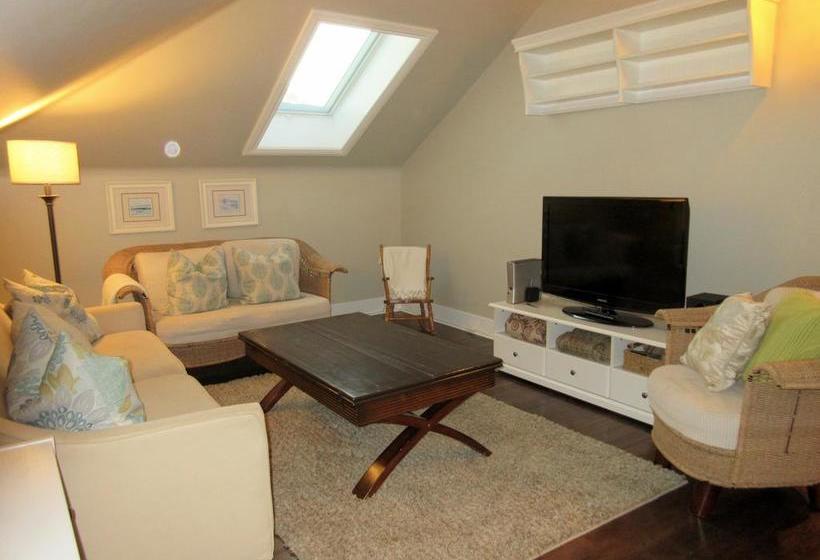 The Reeve Bed And Breakfast | Dunnville | Ontario | Canada 7