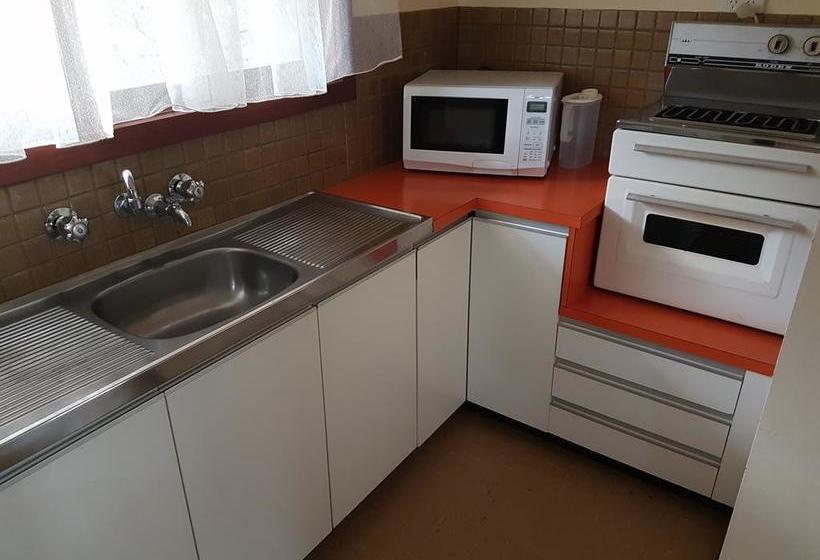 Leigh Creek Outback Resort | Leigh Creek | South Australia | Australia 5