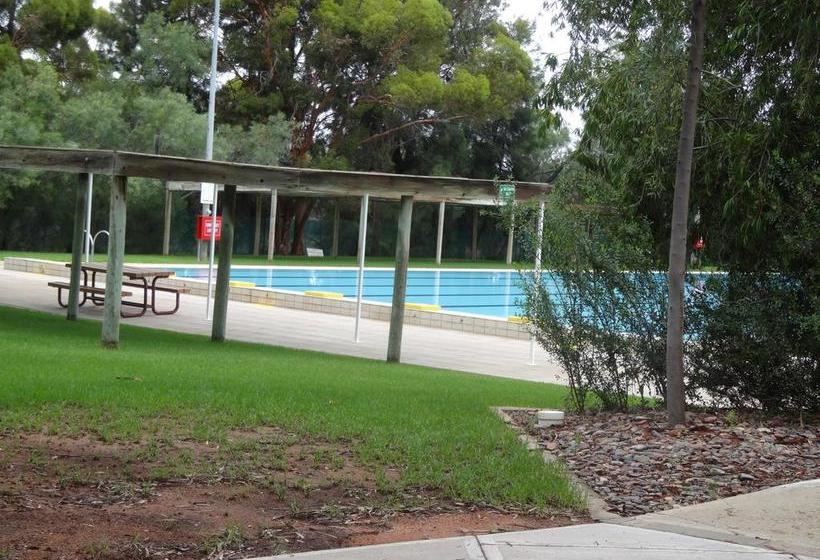 Leigh Creek Outback Resort | Leigh Creek | South Australia | Australia 7